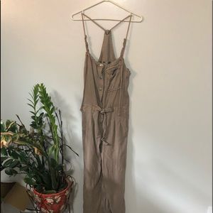 Wicklow adorable tan jumpsuit